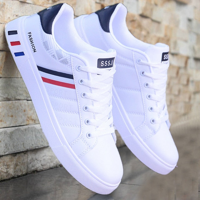 2021 Men's Casual Shoes Lightweight Breathable Men Shoes Flat Lace-Up Tenis Masculino Men Sneakers White Vulcanized Travel Shoes